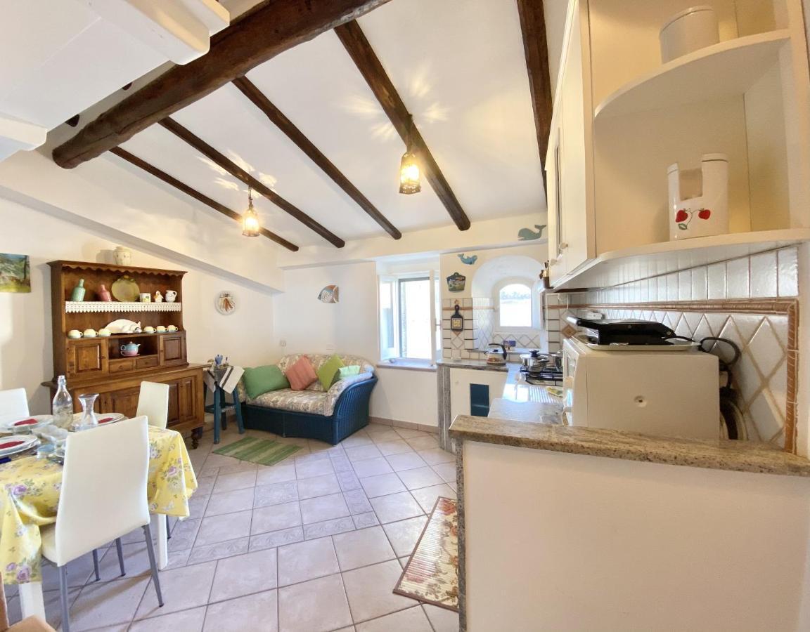 Holidaycasa Gio - In Centro Vista Mare スペルロンガ エクステリア 写真