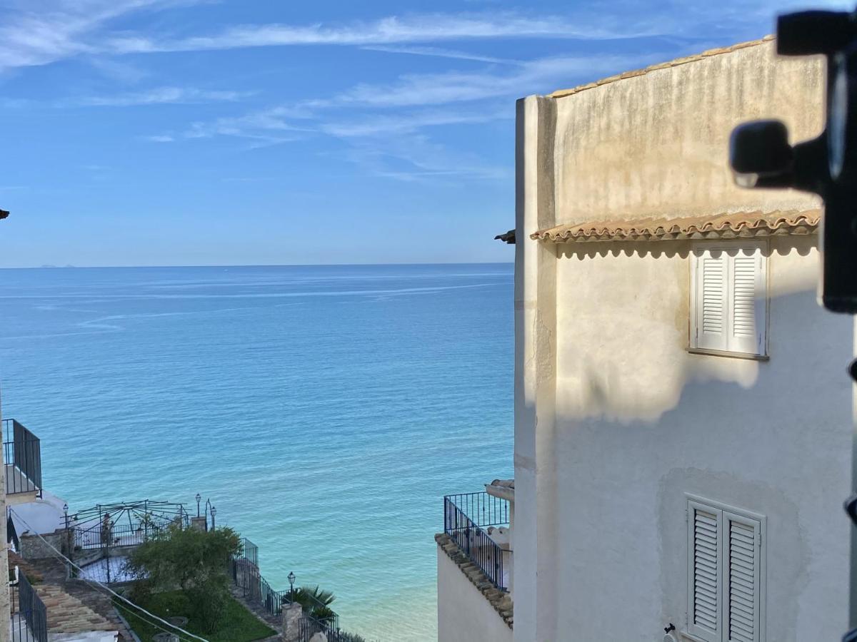 Holidaycasa Gio - In Centro Vista Mare スペルロンガ エクステリア 写真